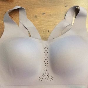 NWT Victoria Secret’s Sport Bra